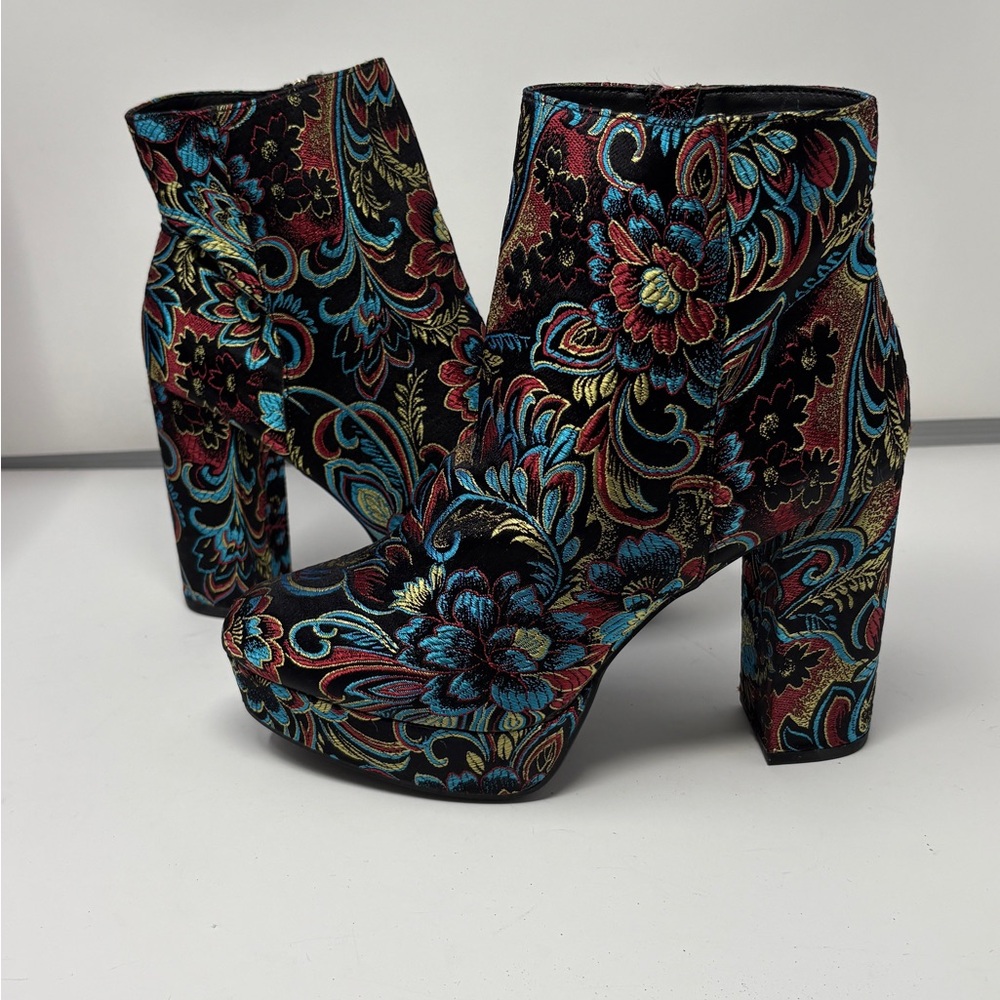 New Brocade Floral Tapestry Platform Heeled Boots Booties